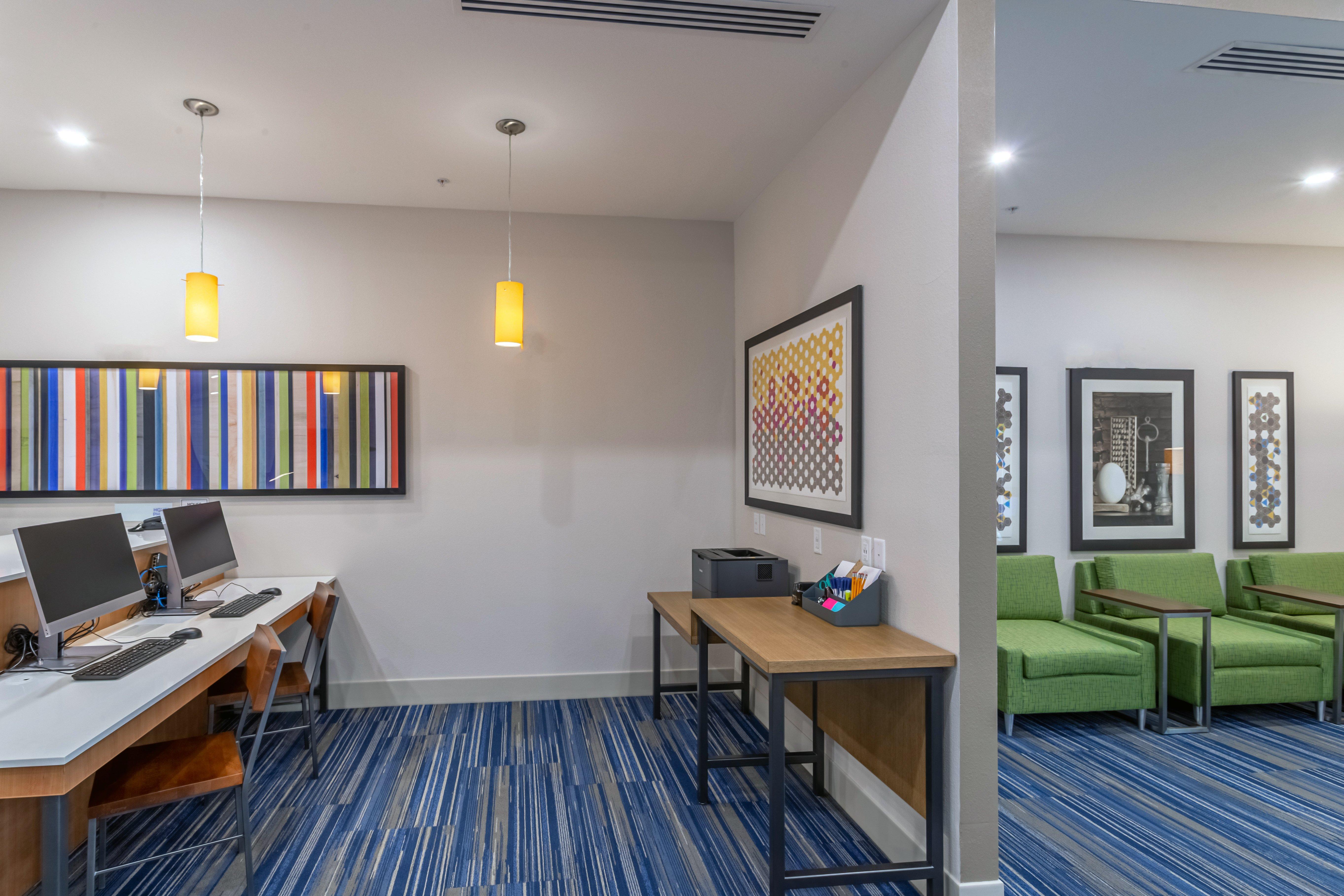 Holiday Inn Express & Suites - Columbus - Worthington By Ihg Extérieur photo